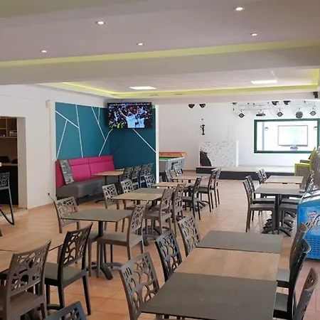 Le California סן ז'אן דה מון