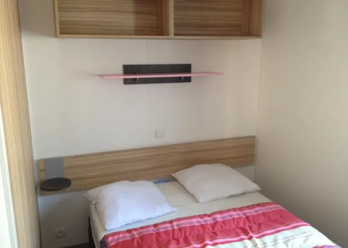 加州露营酒店 4*