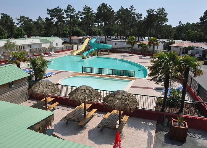 加州露营酒店 圣让-德蒙